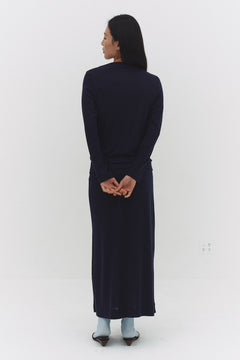 NARAE LONG SLEEVE TOP IN NAVY